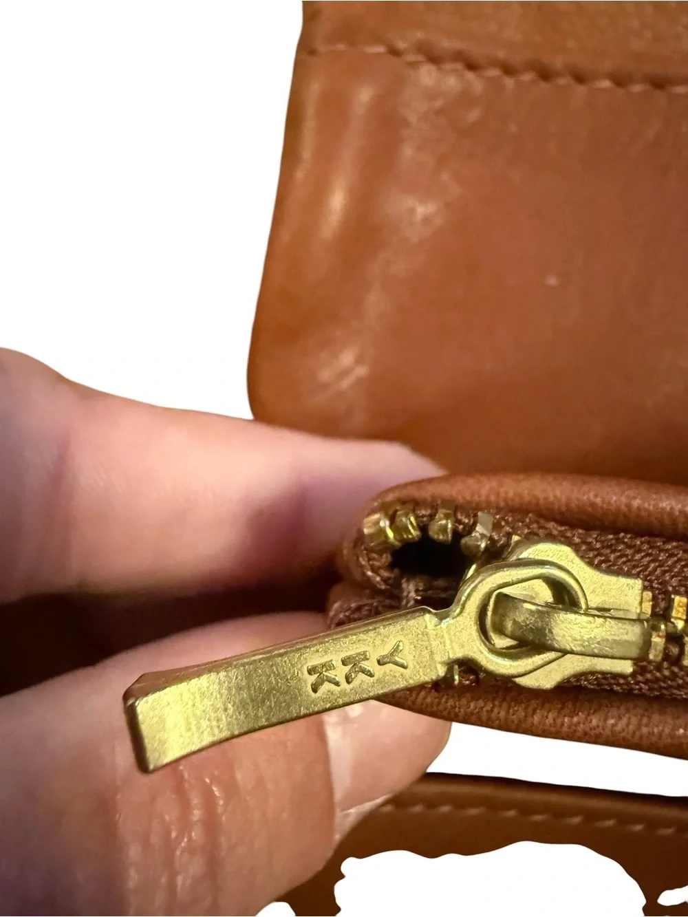 Vintage Victoria leather Classic Brown Leather Fold-Over Clutch